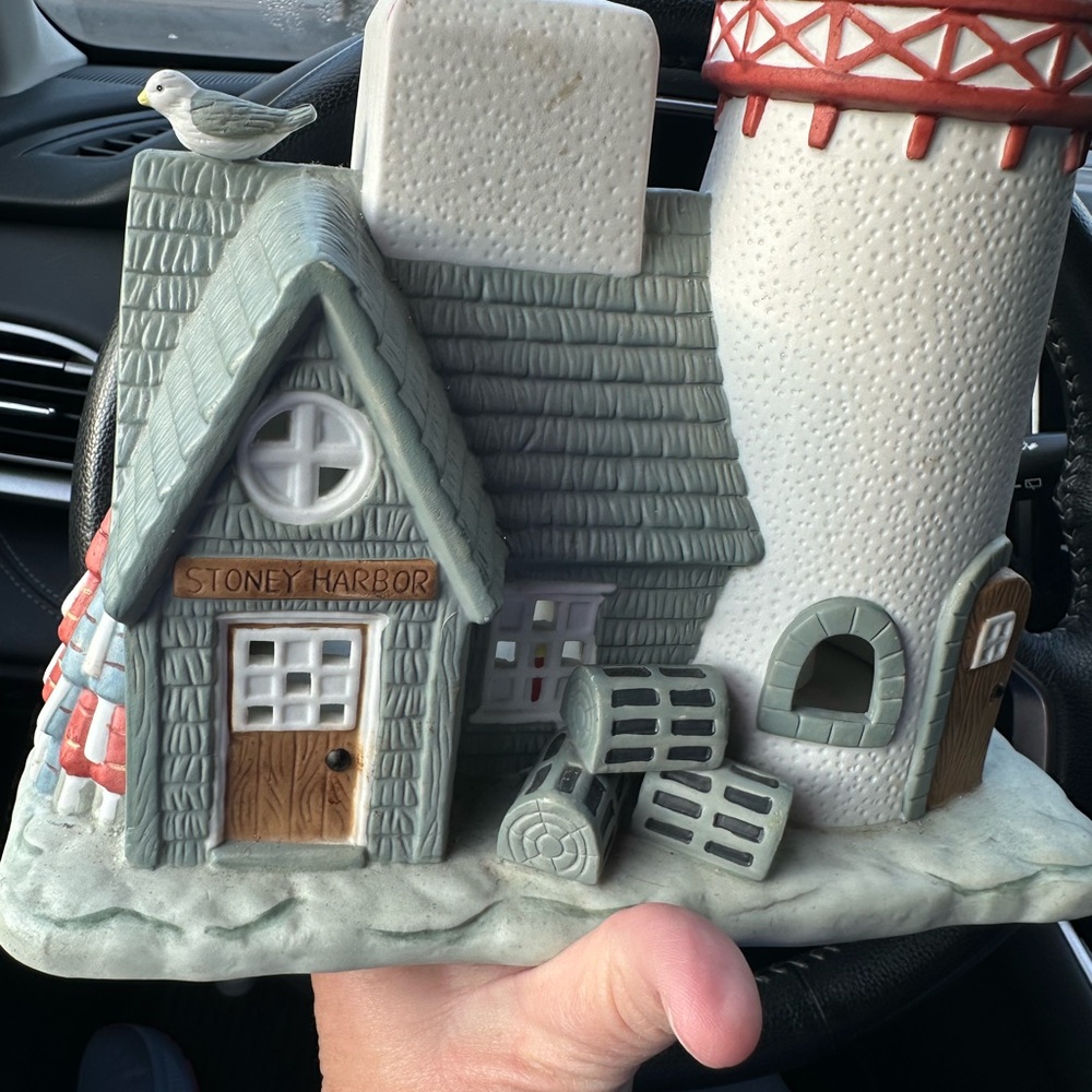 PartyLite Gray and Red Candle Holder with Charming‎ Accents